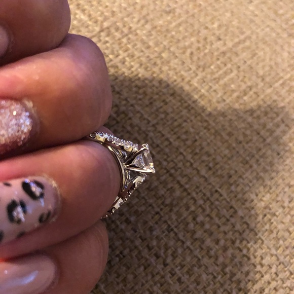 NWT Valina Sample Wedding Ring Set size 6 1/4 6.25 - Picture 3 of 8